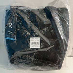 New Hydro Flask 8” L Lunch Tote